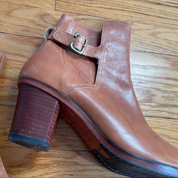 J. Shoes Hardwick Leather Buckle Block Heel Booties Tan - Picture 5 of 15